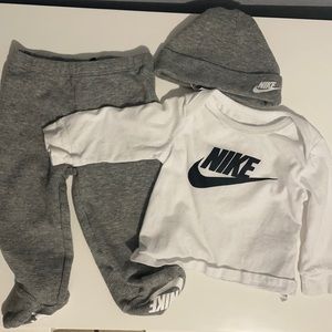 Baby Nike 3 pc set